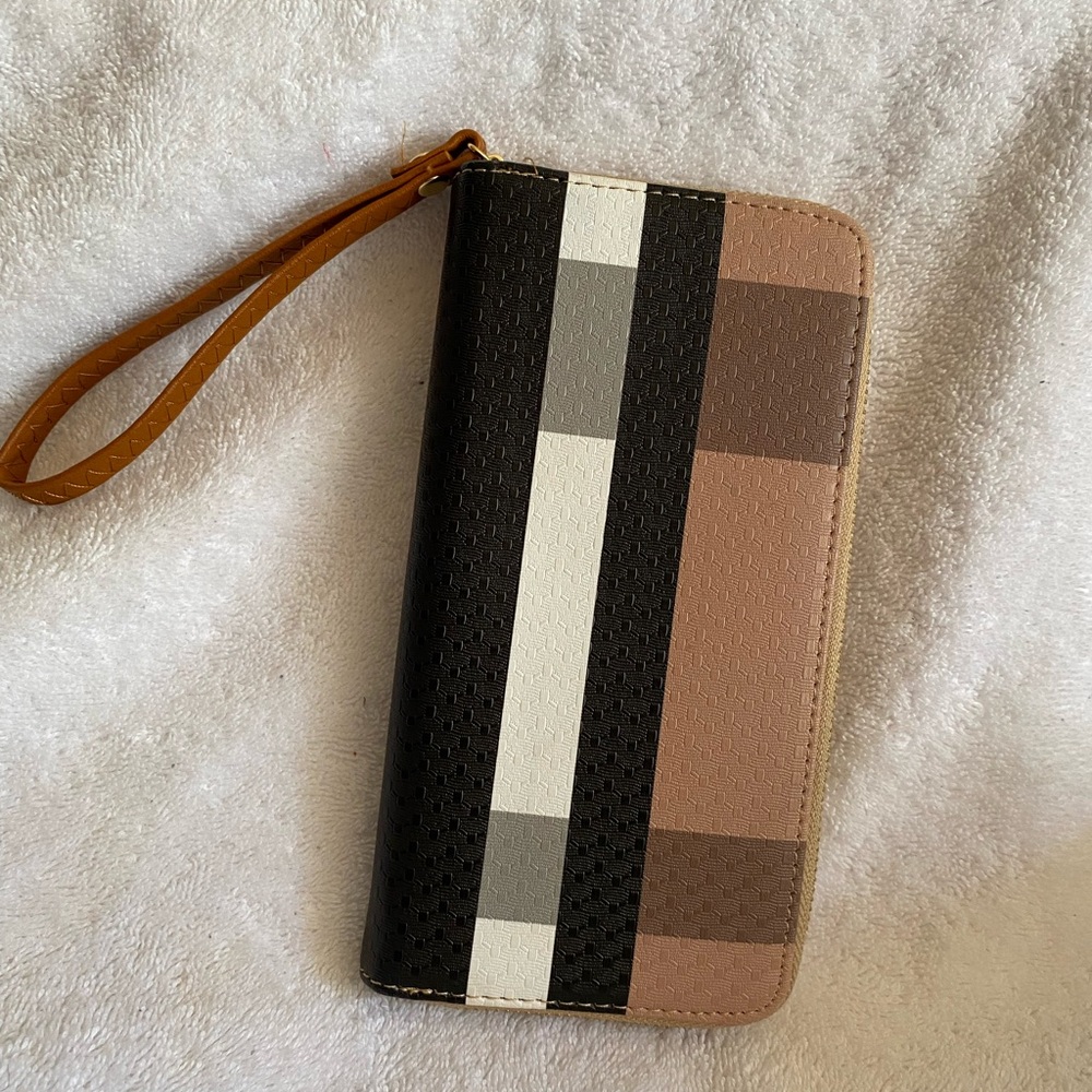 Lady Stylish Wallet/Wristlet